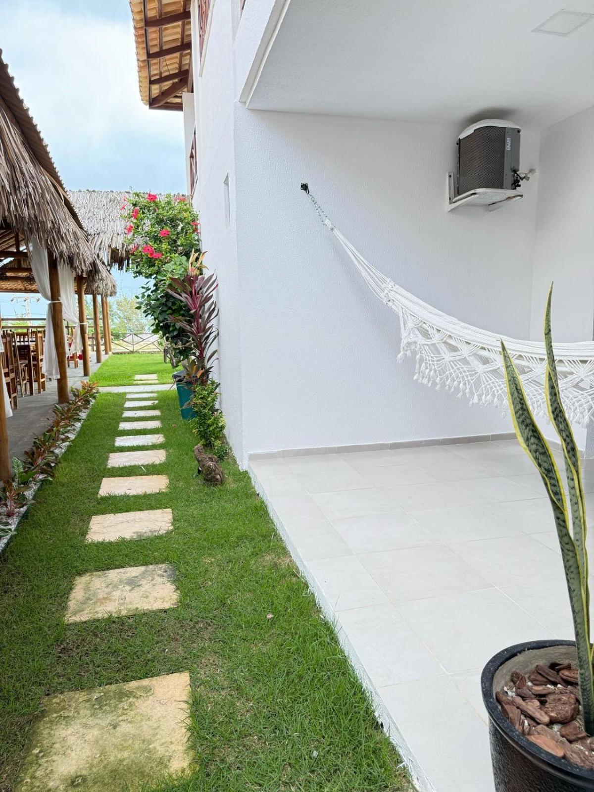 Milano Hotel Pousada Canoa Quebrada Exterior photo